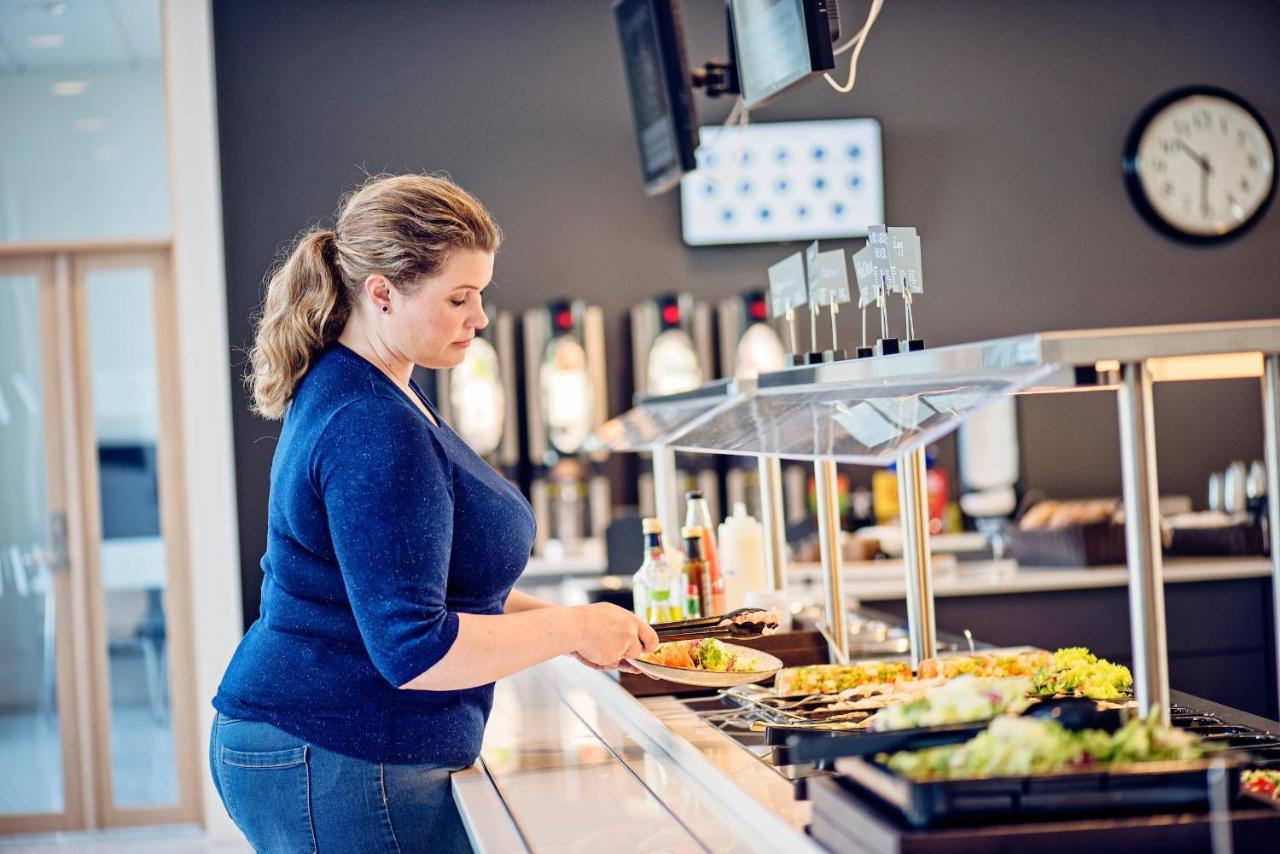 Cathinka Guldbergs Hotell Gardermoen Jessheim Bagian luar foto